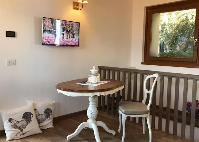 Holiday home La Poulerie - Dependance Gera Lario